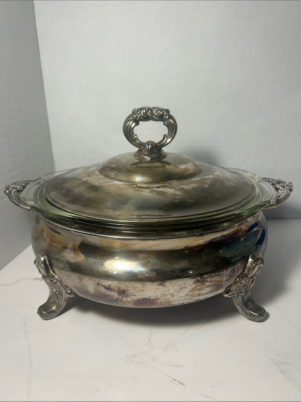Pyrex Silver-Tone Covered Serving Casserole with Decorative Handle & Pyrex dish
